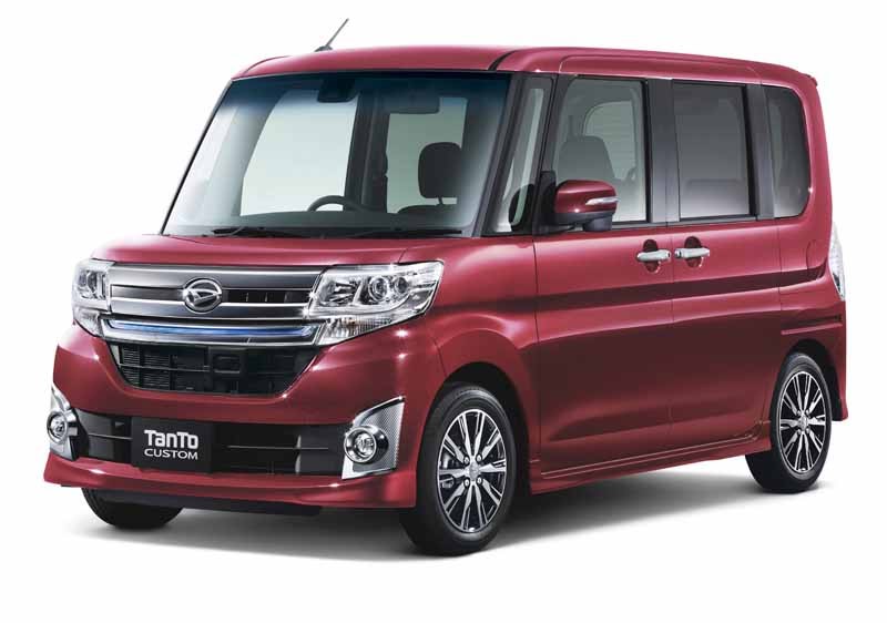 daihatsu-is-equipped-with-a-smart-assist-Ⅱ-to-move-and-tanto20150427-18-min