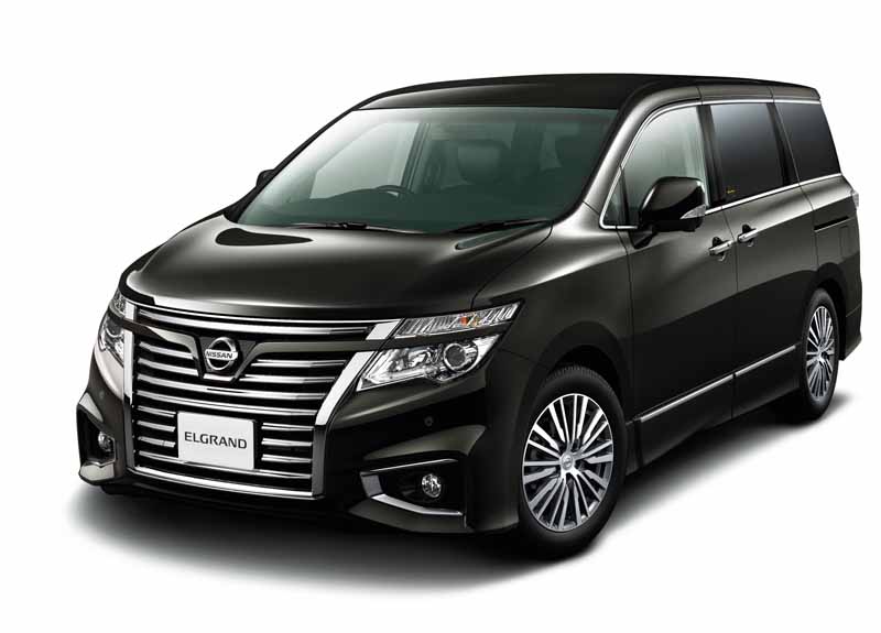 the-250-highway-star-s-added-to-the-nissan-elgrand20150416-1-min