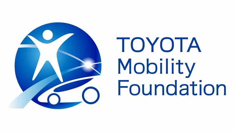 toyota-for-the-future-of-mobility-society-pilot-program-in-thailand20150422-1-min