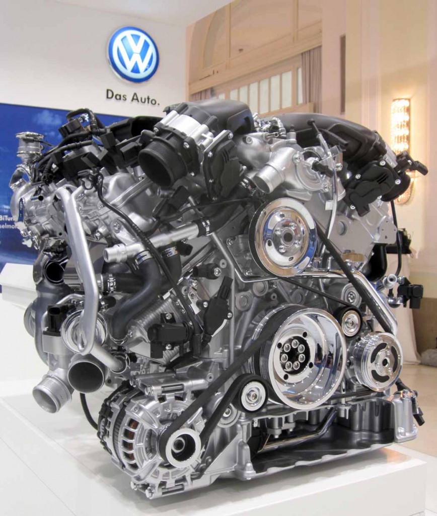 volkswagen-publish-w12-tsi-of-the-new-6-liter-engine-in-vienna20150510-7-min