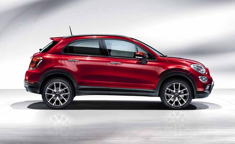 fca-japan-sold-a-compact-crossover-suv-fiat-500x-this-autumn20150608-32-min