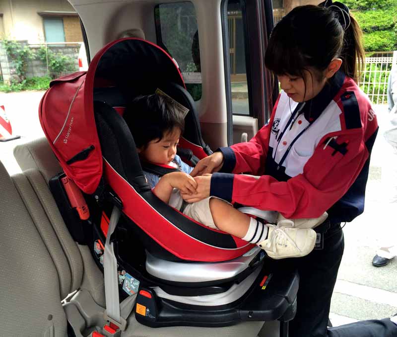 jaf-nagano-verification-installed-90-of-the-child-seat-is-inappropriate20150601-4-min