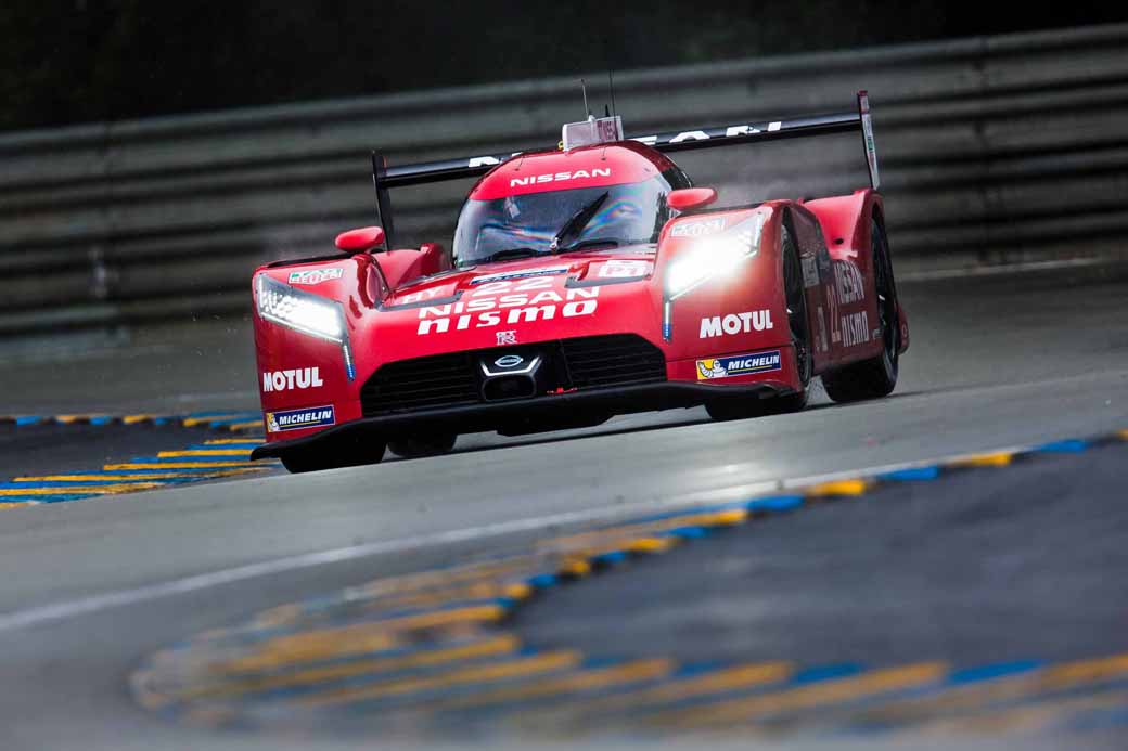 nissan-gt-r-lm-nismo-published-its-first-run-at-le-mans-official-test20150601-1-min