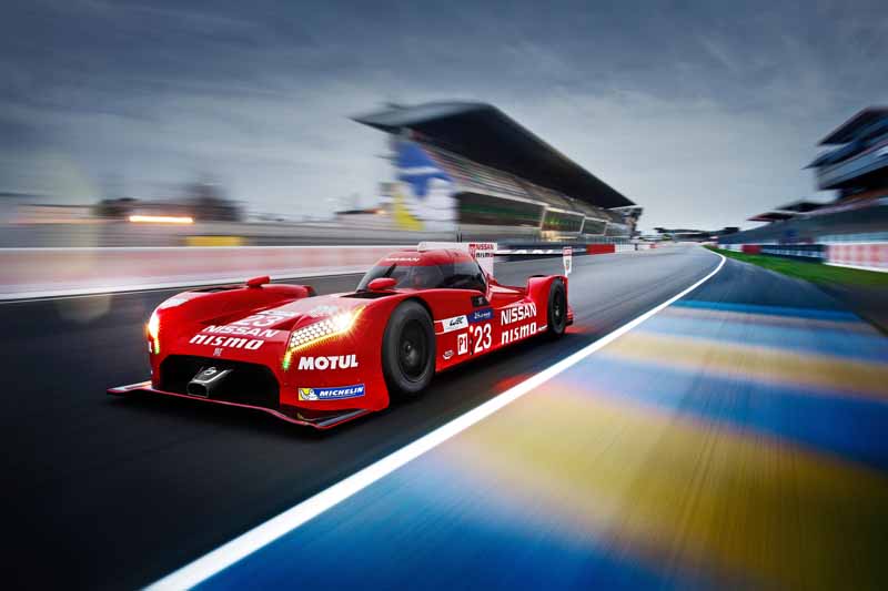 nissan-gt-r-lm-nismo-published-its-first-run-at-le-mans-official-test20150601-10-min