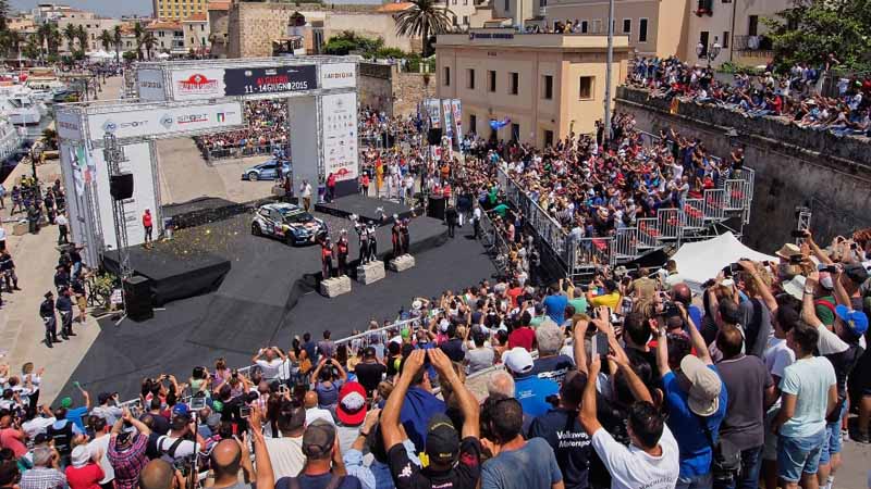vw-wrc-sixth-round-ogier-players-behind-victory-this-season-fifth-victory20150515-5-min