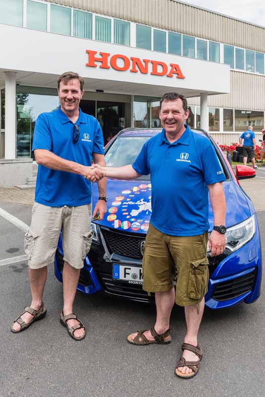 honda-and-update-the-guinness-world-record-in-fuel-economy-performance-in-the-civic-tourer-1-6-i-dtec20150708-2-min