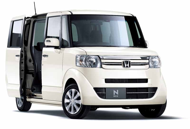 honda-launched-the-special-edition-models-of-the-n-box-and-n-box-20150711-1-min
