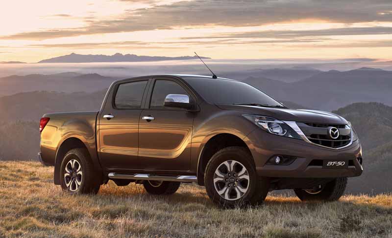 mazda-started-production-of-the-new-mazda-bt-50-in-thailand20150714-1-min