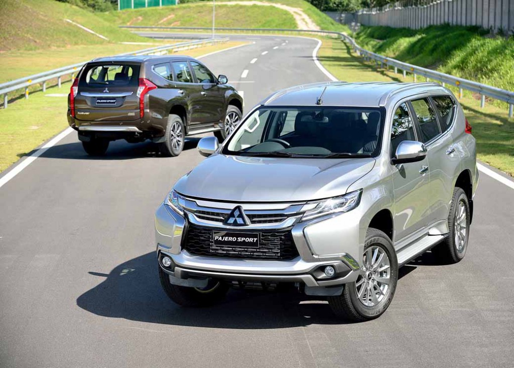 mitsubishi-motors-the-worlds-first-showing-off-the-new-mid-size-suv-pajero-sport-in-thailand20150801-12