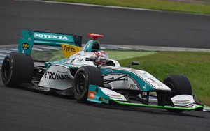 super-formula-round-4-twin-ring-motegi-qualifying-ishiura-hiroaki-is-the-second-time-this-season-pp20150823-5