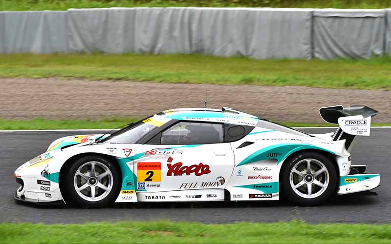 supergt-fifth-round-suzuka-gt300-qualifying-lotus-pp-won-in-course-record20150830-1
