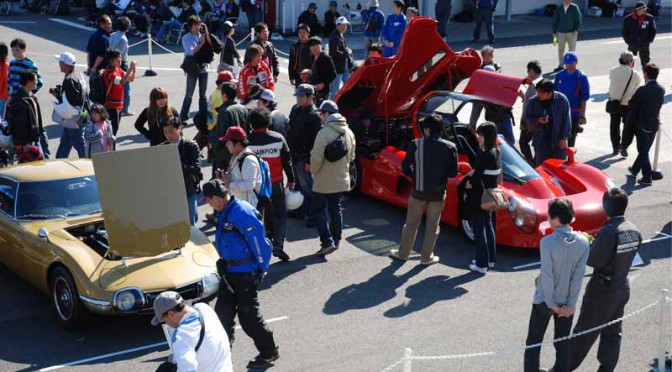 ヤマハ歴史車両デモ走行会・見学会を7年ぶりに開催