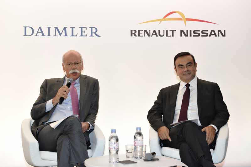 renault-nissan-alliance-and-daimler-accelerate-the-cooperation-strengthening-in-2015-0917-2