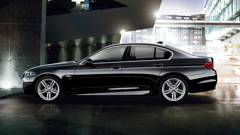 bmw-99-cars-limited-car-of-black-sapphire-maestro-sale20151019-5
