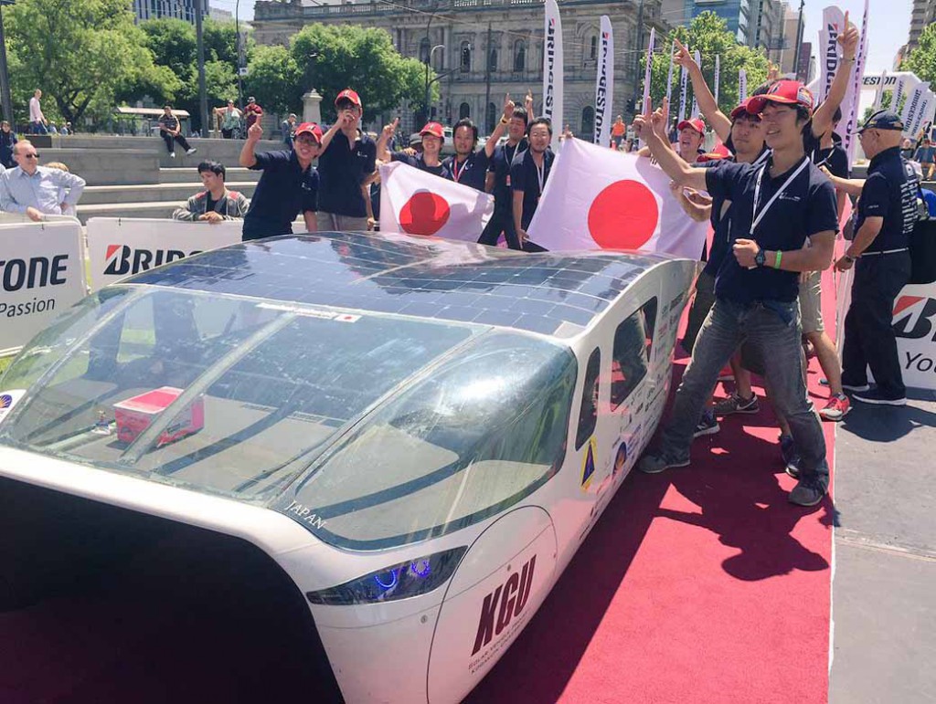 kogakuin-university-the-goal-of-the-world-solar-challenge-2015-in-the-class-120151025-2