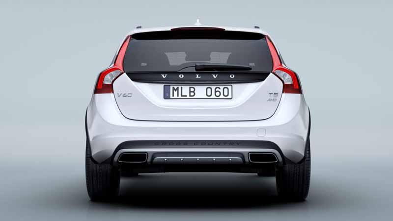 volvo-car-japan-the-new-volvo-v60-cross-country-release201510130-4