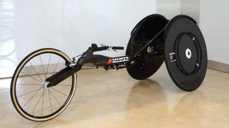 yachiyo-industry-and-minor-model-change-launched-the-athletics-for-wheelchairs-idomi20151004-1