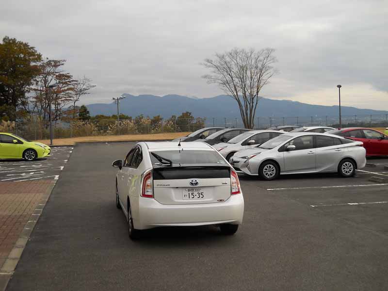toyota-prius-test-drive-symbol-new-challenges-to-meet-the-changes-in-the-pioneer20151124-1