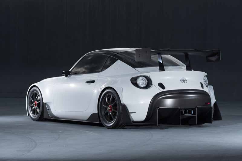 toyota-exhibited-the-toyota-s-fr-racing-car-specifications-in-tokyo-auto-salon-201620151203-11