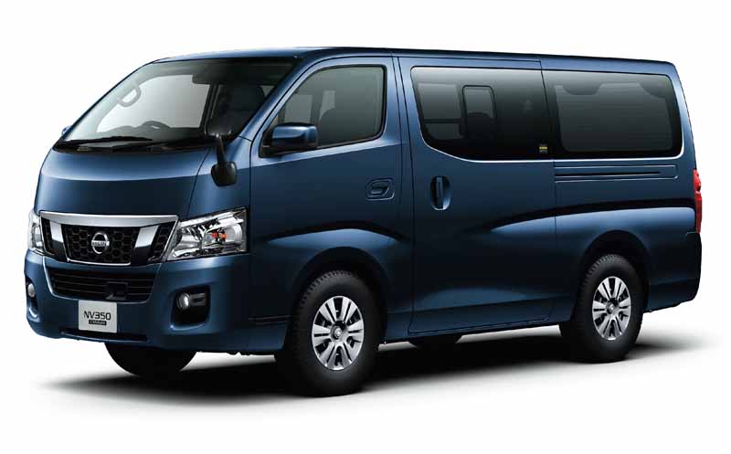 nissan-to-set-the-classs-first-automatic-brake-to-nv350-caravan-series-main-grade20160127-12