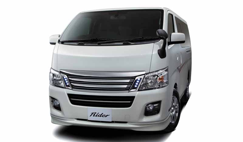 nissan-to-set-the-classs-first-automatic-brake-to-nv350-caravan-series-main-grade20160127-7