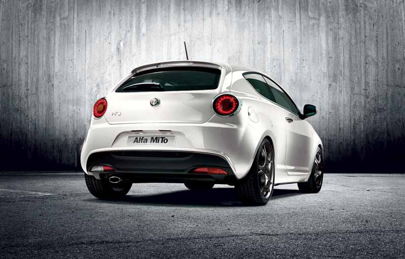 fca-japan-launched-a-limited-model-of-the-alfa-romeo-mito20160306-3