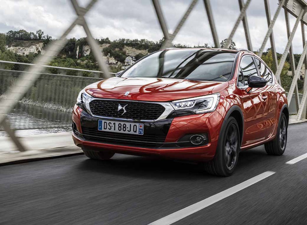 ds-brand-launched-the-new-ds4-ds4-crossback20160401-10