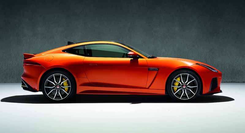 jaguar-history-the-fastest-orders-start-of-a-powerful-f-type-svr20160521-6