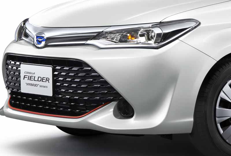 toyota-corolla-launched-the-special-edition-models-of-fielder-and-axio20160511-10