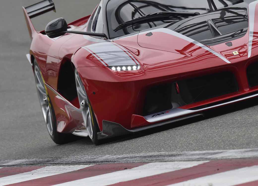 フェラーリFXX Kが、ADIコンパッソ・ドーロ賞を受賞 | MOTOR CARS