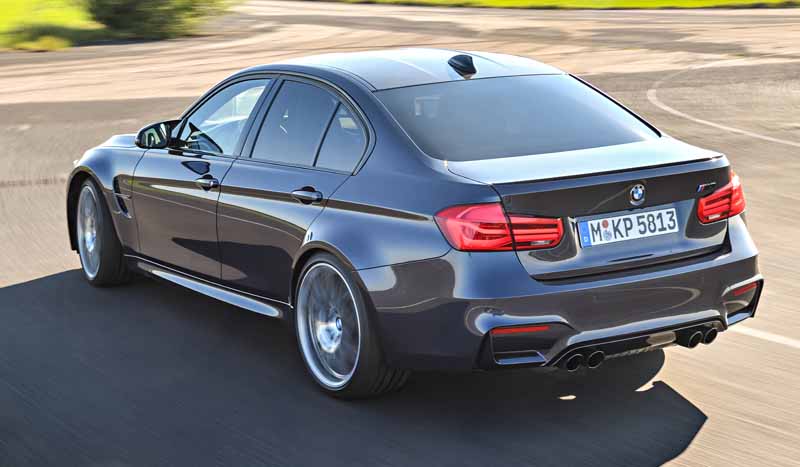introduced-a-special-limited-car-to-commemorate-the-30-years-since-the-advent-of-the-first-generation-bmw-m3-30-jahre-m320160930-18
