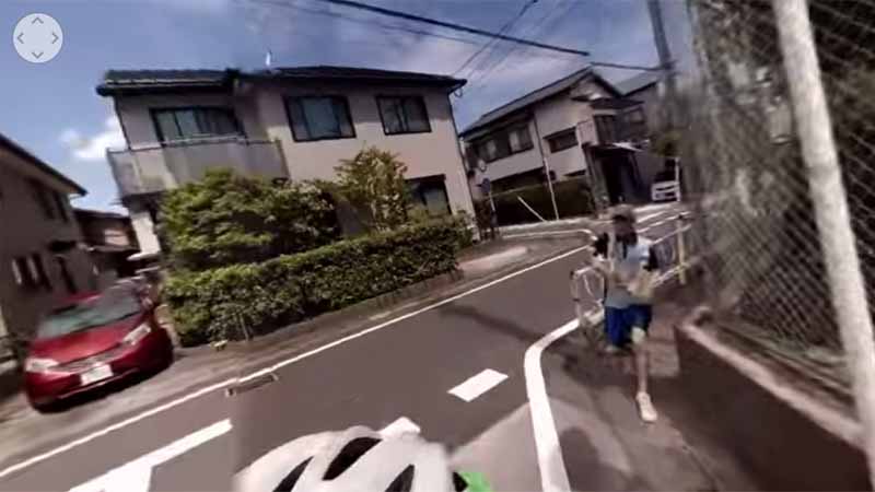 can-see-the-tips-of-safe-driving-by-bicycle-publish-a-bicycle-traffic-safety-360-degree-vr-video20161008-2