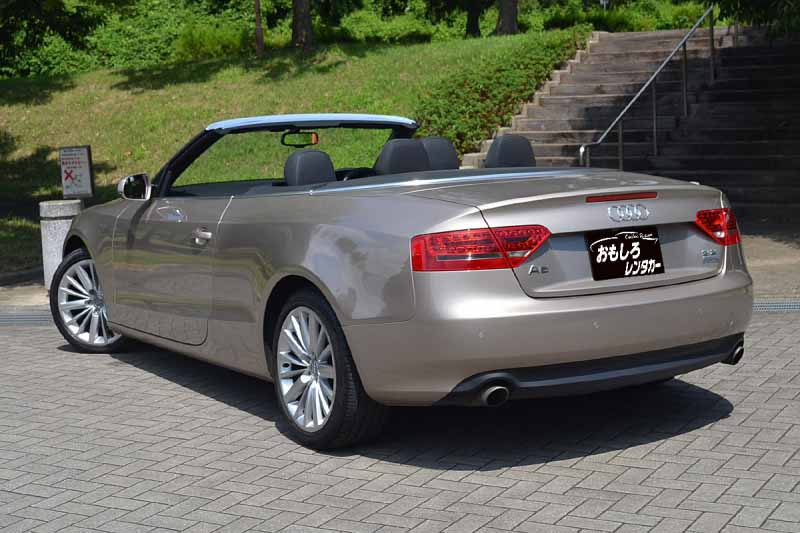 interesting-rental-car-a-four-seater-audi-and-mercedes-benz-of-the-open-car-newly-introduced20161007-2