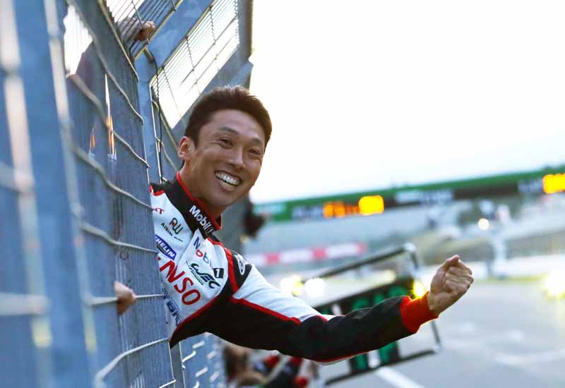 wec-round-7-fuji-6-hours-finals-winning-the-toyota-narrowly-second-place-audi-divide-the-podium-in-third-place-porsche20161016-4