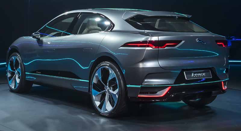 jaguars-first-electric-vehicle-i-pace-concept-unveiled-worldwide-in-the-us-%c2%b7-la20161119-21