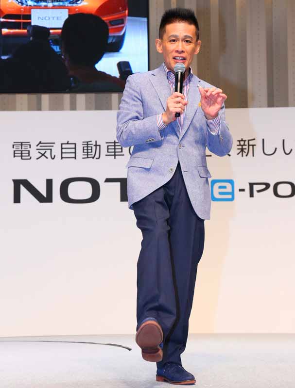 nissan-motor-co-hybrid-ev-note-e-power-exhibition-event-being-carried-out-in-yokohama-headquarters-gallery20161103-2