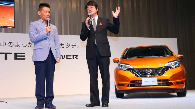 nissan-motor-co-hybrid-ev-note-e-power-exhibition-event-being-carried-out-in-yokohama-headquarters-gallery20161103-5
