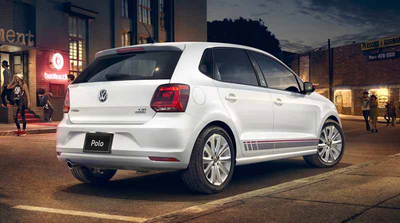 volkswagen-launched-the-acoustic-brand-and-collaboration-was-polo-with-beats-in-the-limited-400-units20161102-3