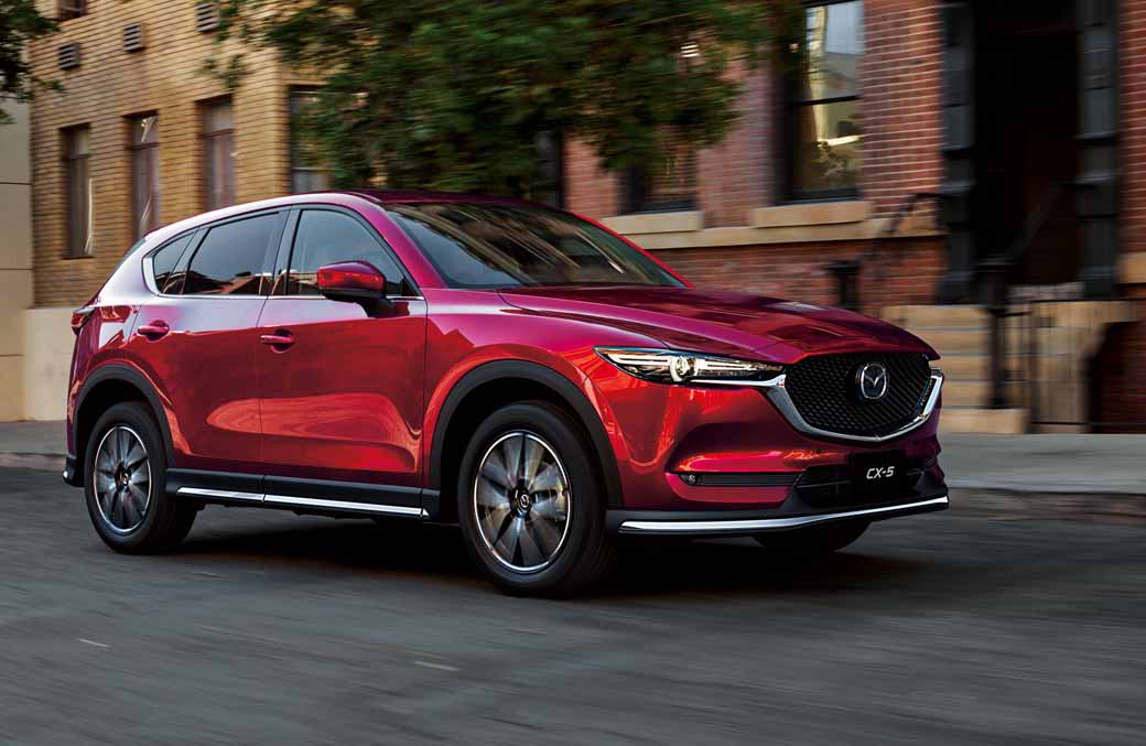 マツダ、新型「CX-5」発表。ステアリングマウントのリジッド化で操作性