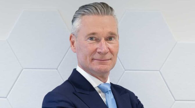 ポルシェジャパン、新社長にイモー・ブッシュマン氏