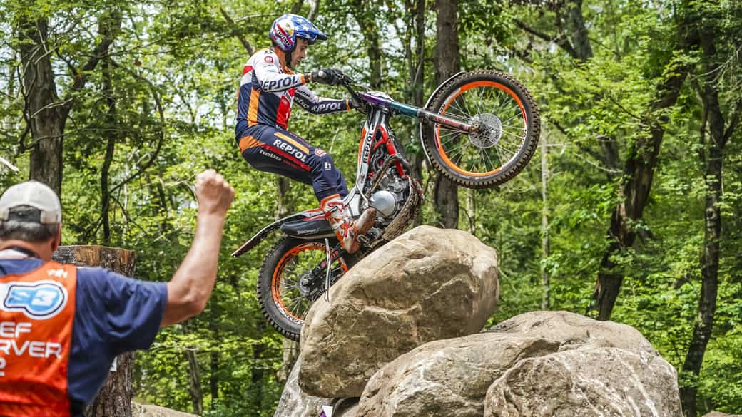 トニー・ボウ選手、トライアル世界選手権で19連覇を達成