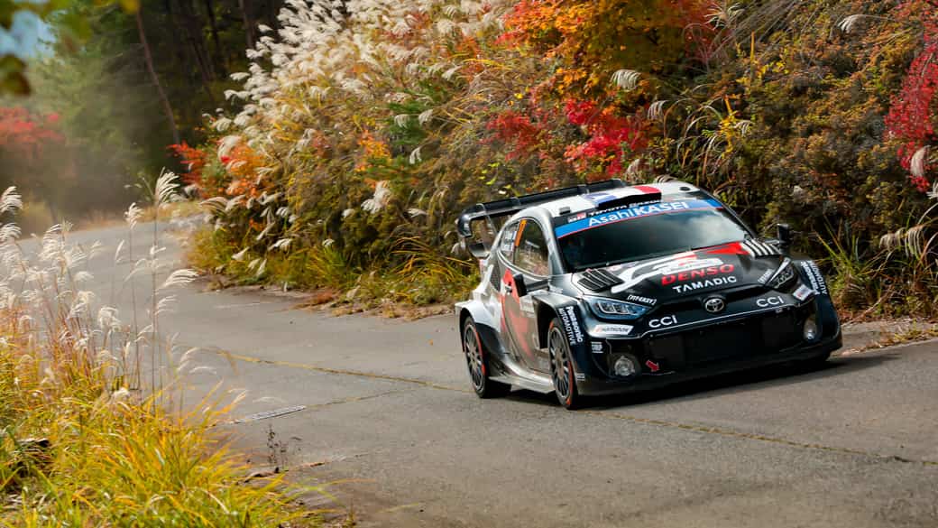 WRC13戦・日本デイ3、オジエ首位を守る。勝田はデイリタイアに