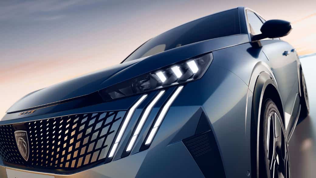 プジョー、7シートSUVの新型「PEUGEOT 5008 HYBRID」を発売